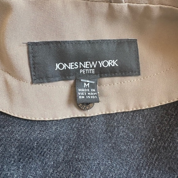 Women's Black Jacket with Tan Collar - Picture 7 of 7